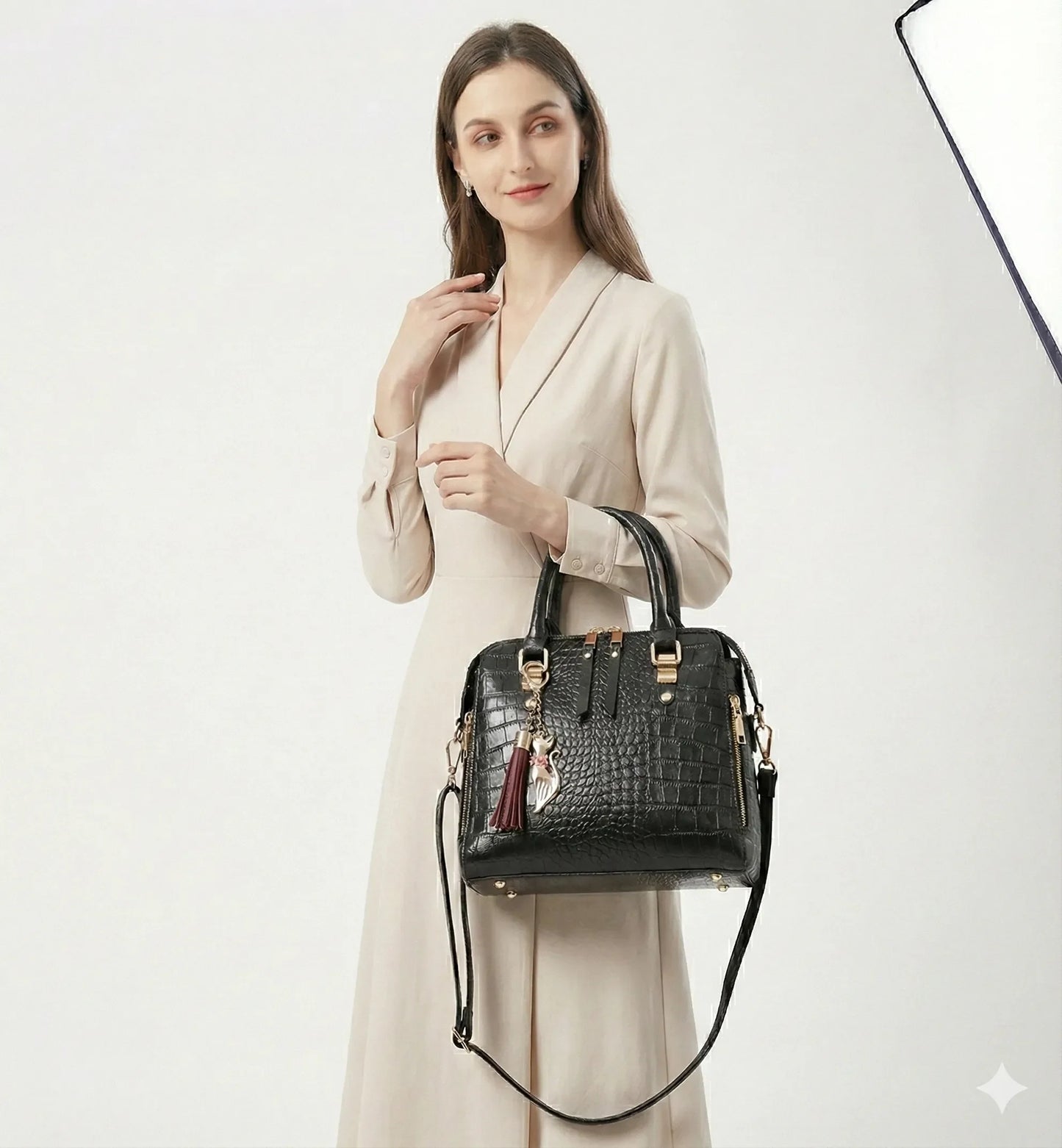 Handbag in Genuine Leather - Mia