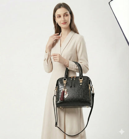 Handbag in Genuine Leather - Mia