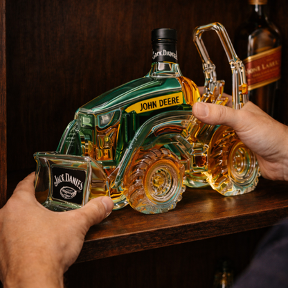 Jack Daniel's Whisky Flask – Tractor Edition