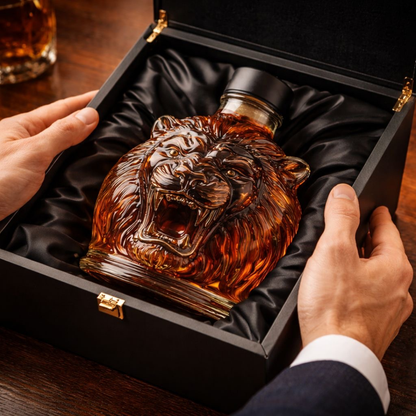 Whisky Decanter – Lion Edition